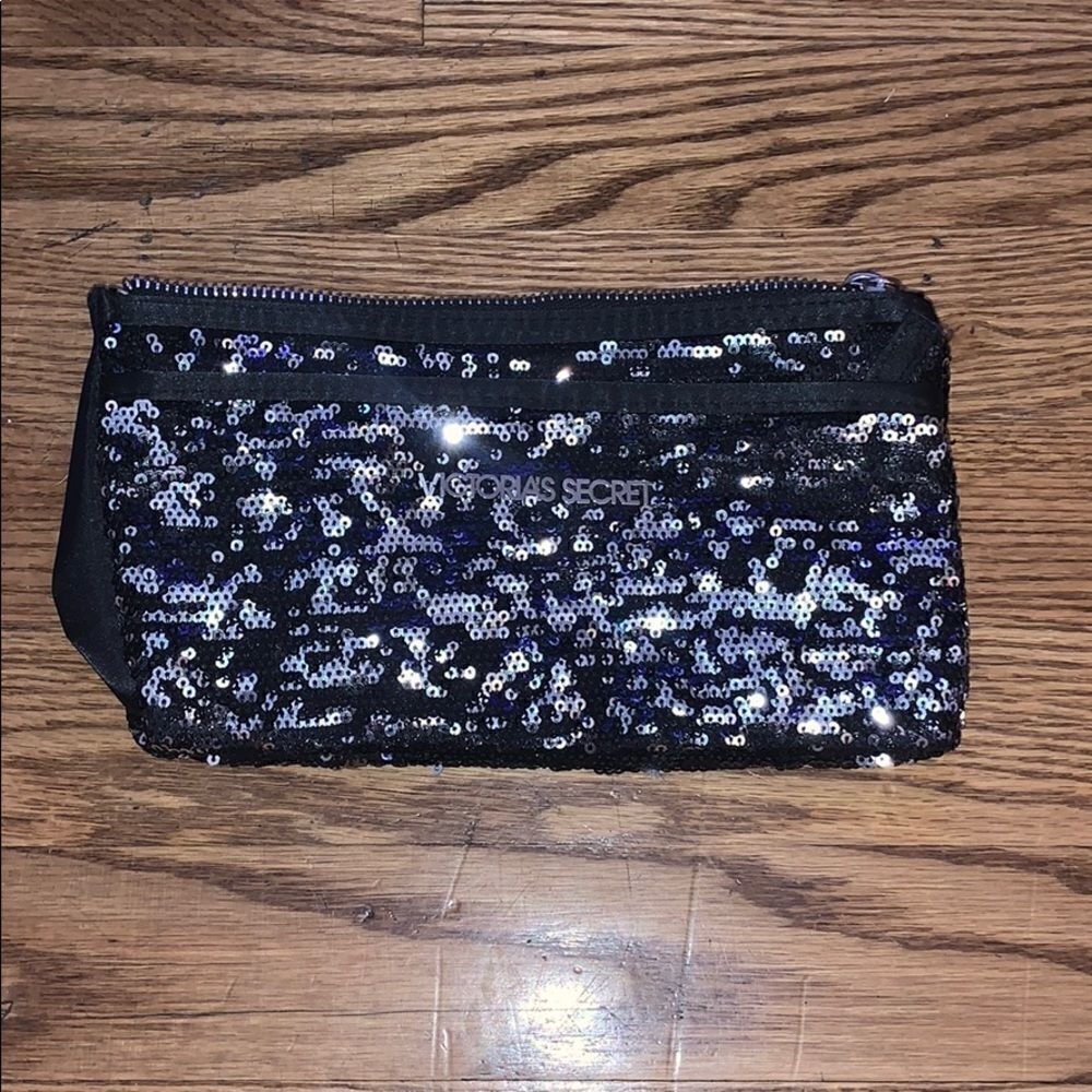 NEVER USED Victoria’s Secret Sequin Clutch